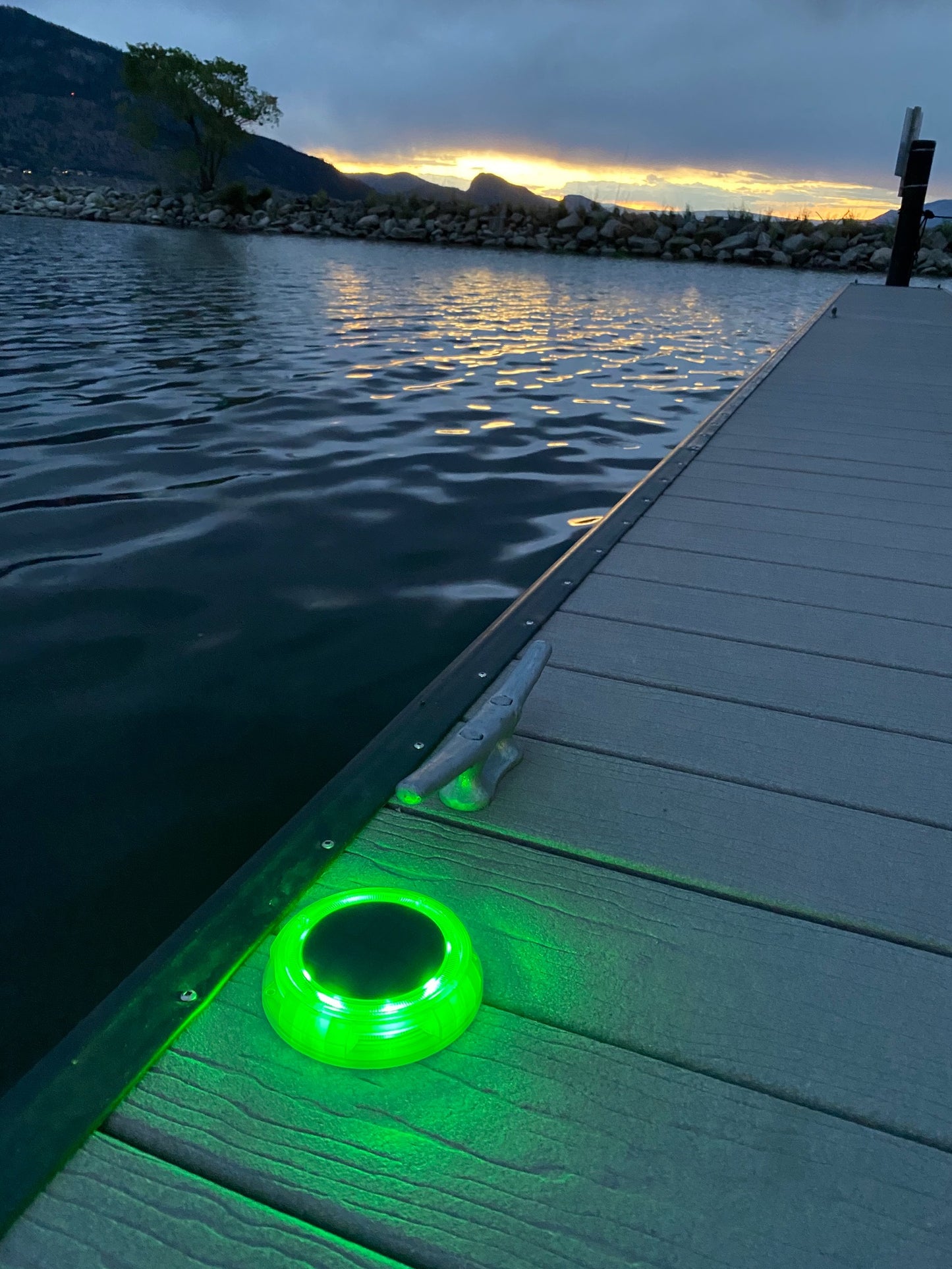 Solar Deck Light